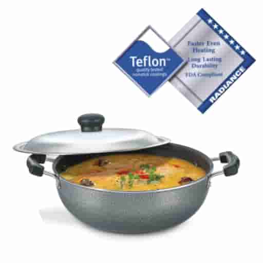 Prestige 30720 Round Base Kadai 250 mm With Ss Lid