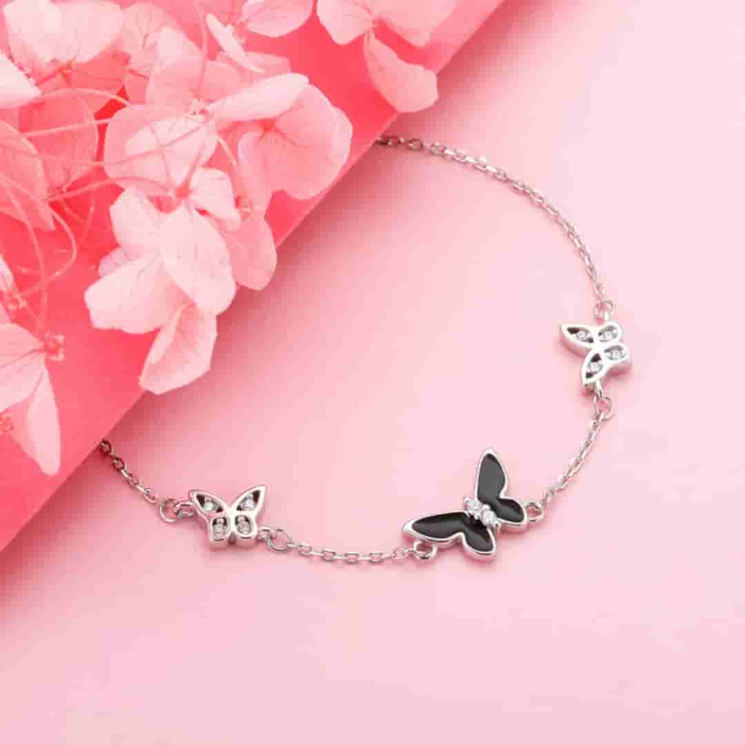 Silver Elegant Butterflies Bracelet
