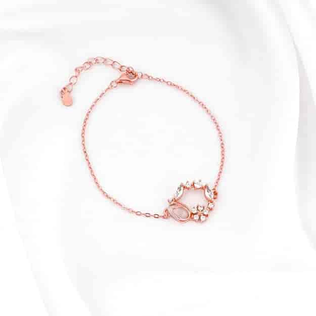 Rose Gold Drop Wreath Bracelet