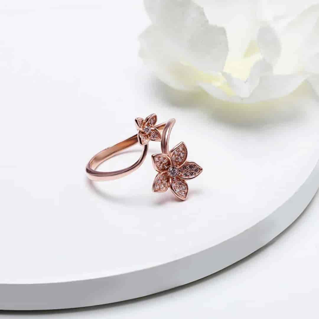 Rose Gold Blooming Flower Ring
