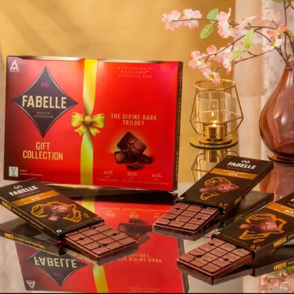 Fabelle The Divine Dark Trilogy