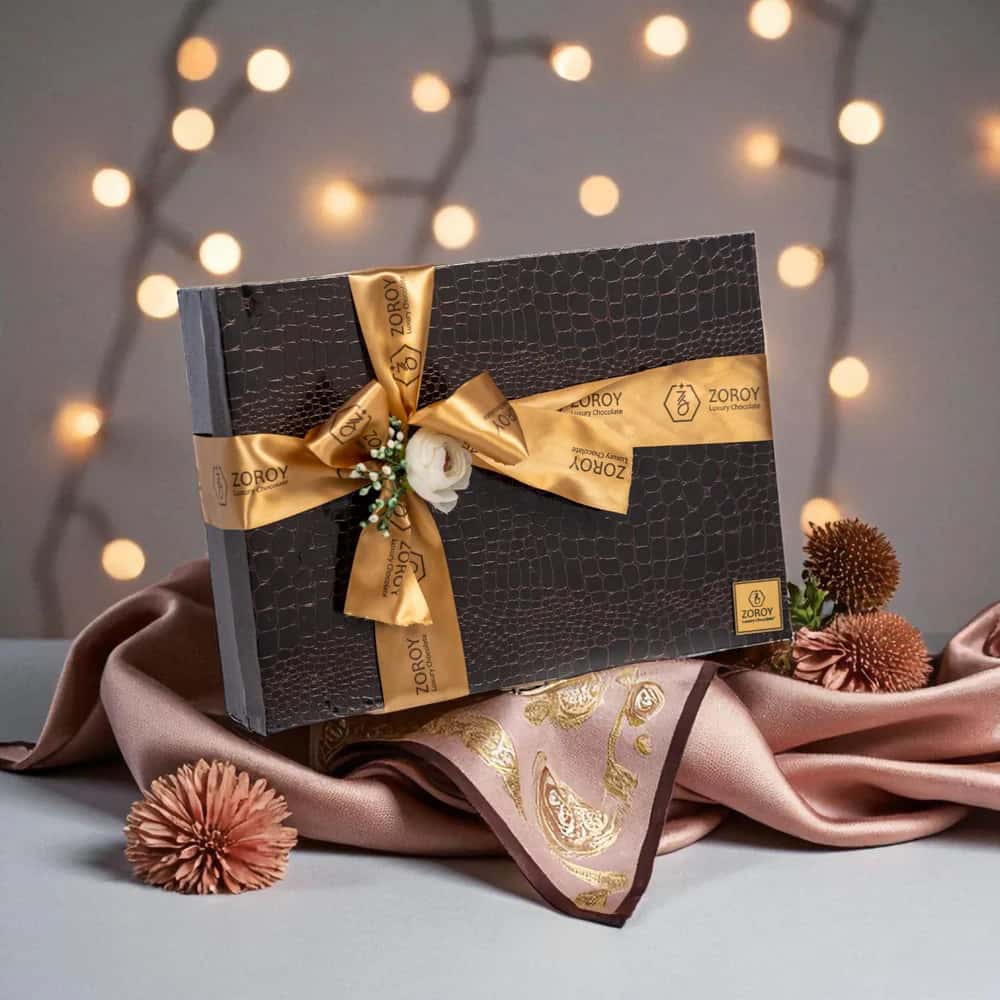 Zoroy Luxury Chocolate Festive Sandook Gift Hamper| Belgian Style Chocolate | Dry Fruits | Metal T-Lite Holder in bulk from India — Ant Mascot