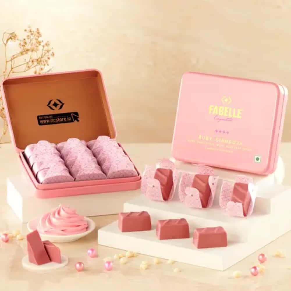 Fabelle Ruby Chocolate Gianduja - 12 cubes in bulk from India — Ant Mascot