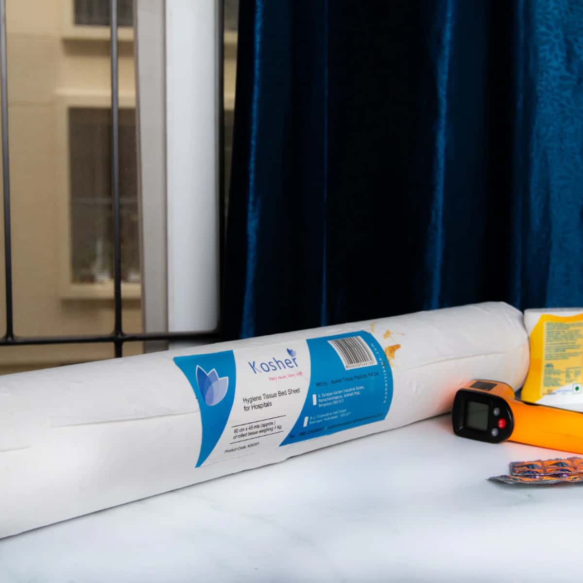 Kosher Bed Roll (3 Kg, 60 cm x 130 meters approx) - 35 GSM 1 Ply in bulk from India — Ant Mascot