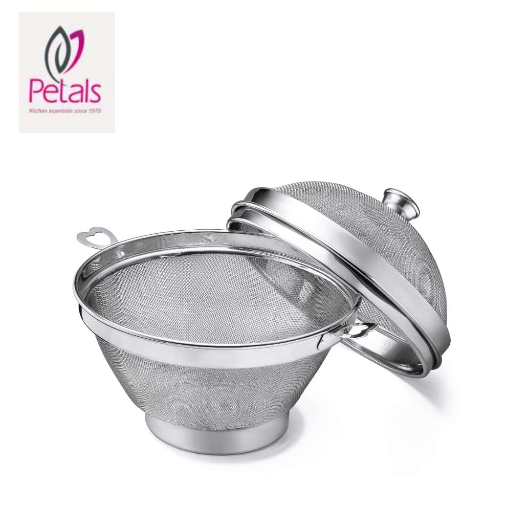 Petals Round Basket With Lid No.10 in bulk from India — Ant Mascot