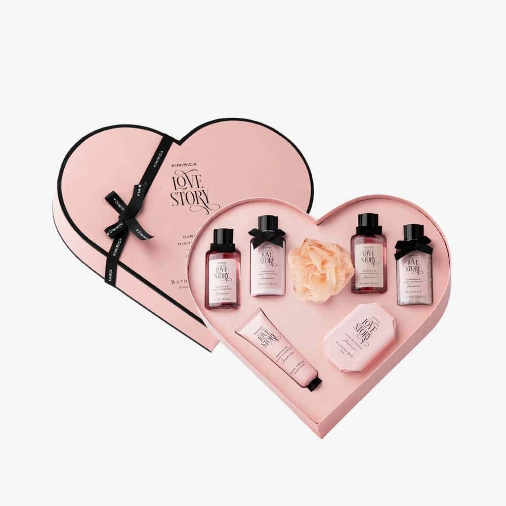 LOVE STORY MOMENTS GIFT SET in bulk from India — Ant Mascot