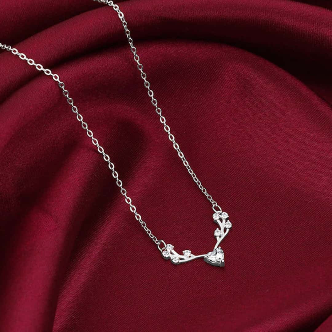 Anushka Sharma Silver Deer Heart Necklace in bulk from India — Ant Mascot