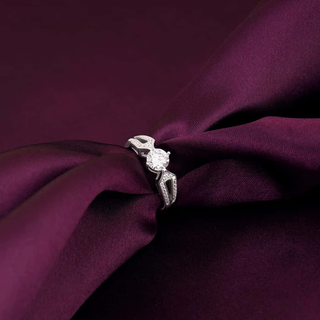 Silver Zircon Elegant Loop Ring in bulk from India — Ant Mascot