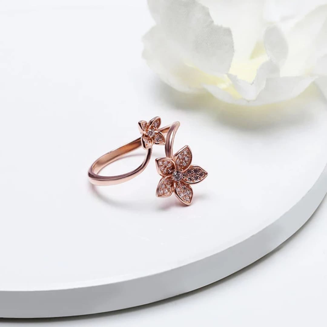 Rose Gold Blooming Flower Ring