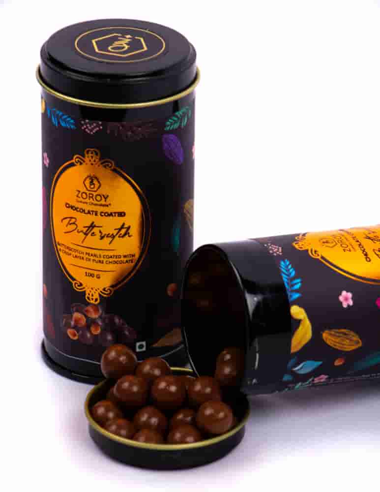 Zoroy Opulence Festive Gift Hamper Of Assorted Chocolates, Almond Dry Fruits And T-Lite Candle Holder