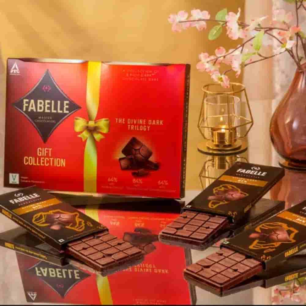 Fabelle The Divine Dark Trilogy