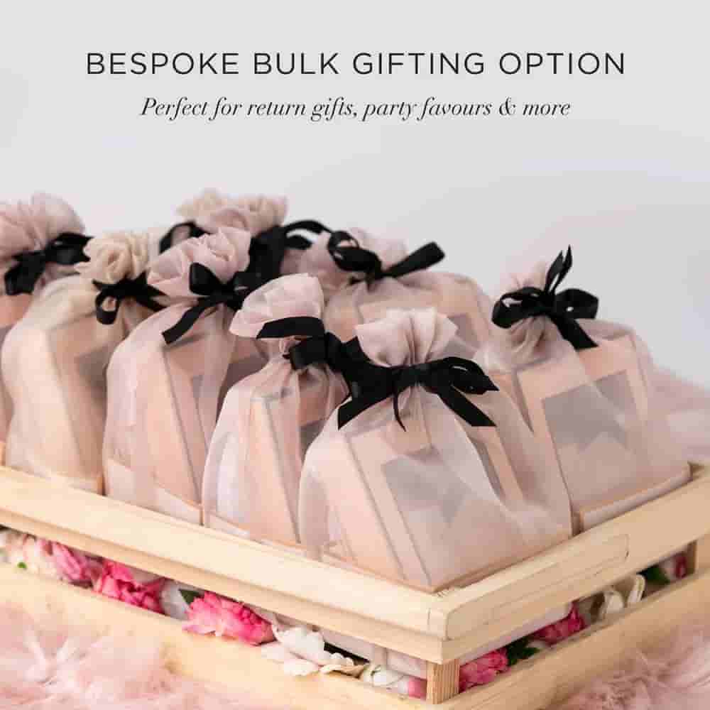 NOTHING BUT LOVE POTLI SET