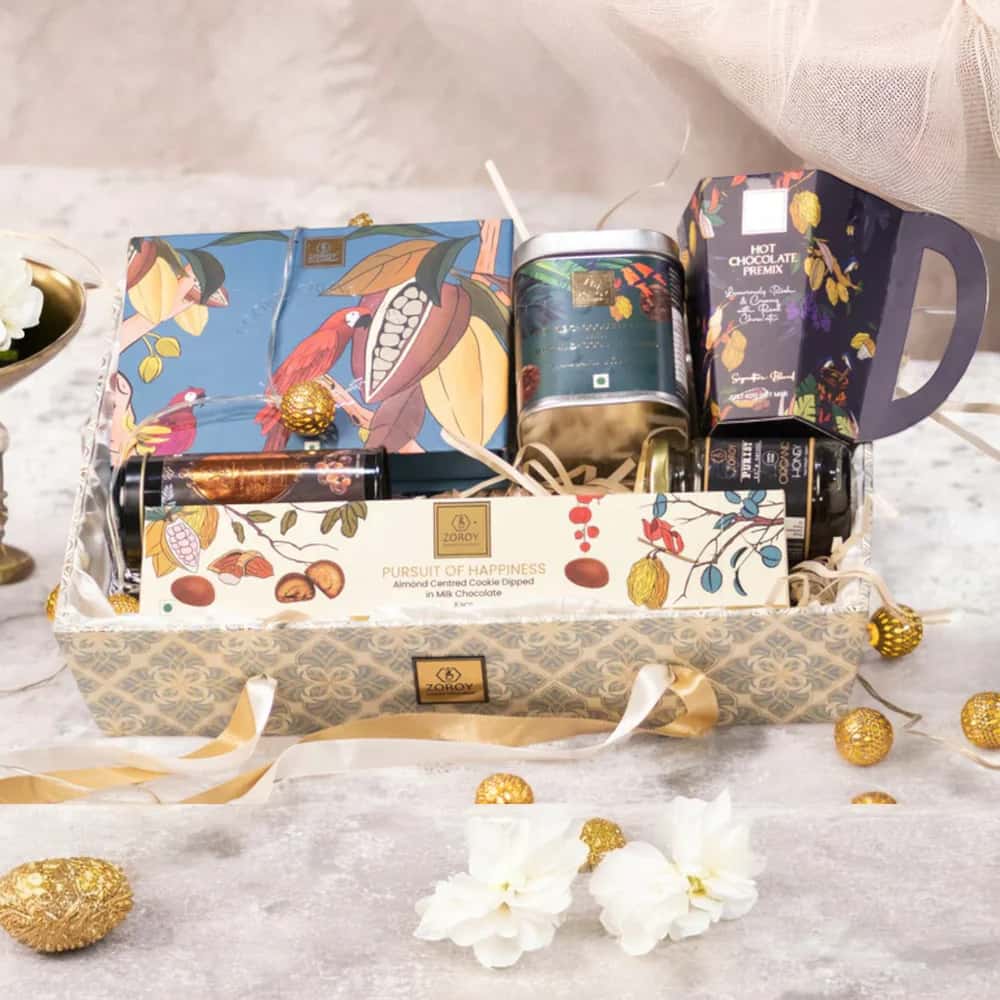 Zoroy Luxury Chocolate Moroccan Gift Combo Hamper | A Resuable Box With Assorted Gourment Goodies in bulk from India — Ant Mascot